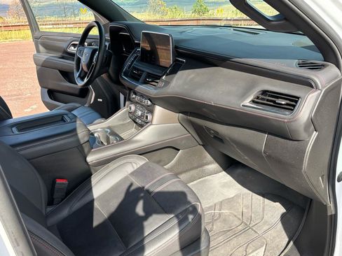 Used 2023 Chevrolet Suburban RST w/ Luxury Package image 11