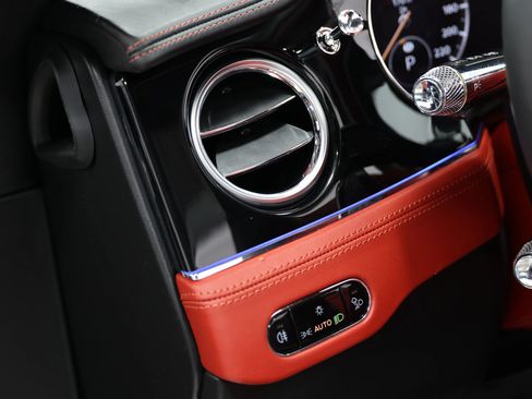 Used 2020 Bentley Continental GT V8 AWD/4WD image 27