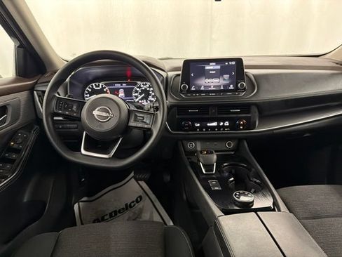 Used 2023 Nissan Rogue SV AWD/4WD image 20