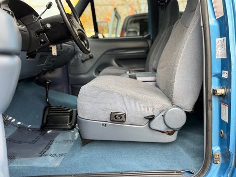 Used 1993 Ford F250 XLT image 15