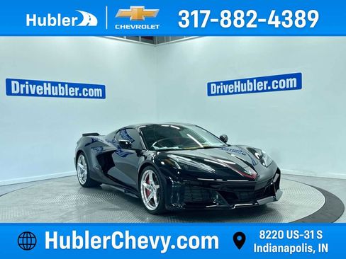 Used 2025 Chevrolet Corvette E-Ray w/ Chrome Exterior Badge Package AWD/4WD image 1