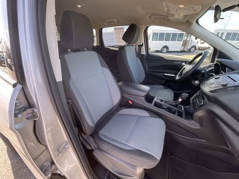 Used 2017 Ford Escape SE AWD/4WD image 24