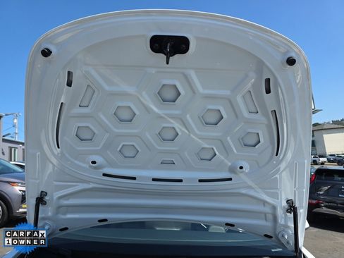 Used 2019 Tesla Model 3 Standard Range Plus image 12