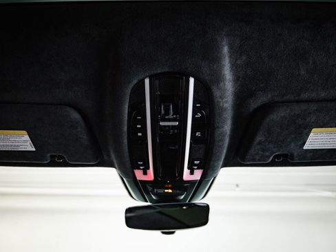 Certified 2023 Porsche Cayenne Turbo AWD/4WD image 20