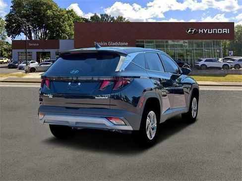 New 2026 Hyundai Tucson Blue SE AWD/4WD image 7