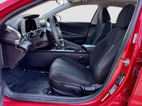 Used 2021 Hyundai Elantra SEL FWD image 22