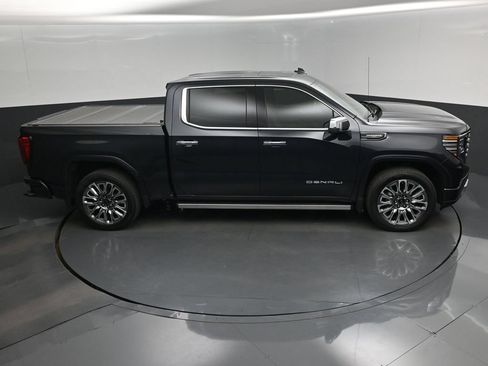 Used 2026 GMC Sierra 1500 Denali Ultimate AWD/4WD image 13
