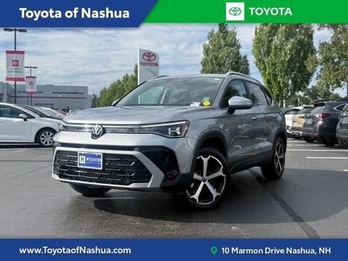 Used 2025 Volkswagen Taos SEL AWD/4WD image 1