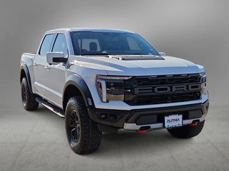 Used 2025 Ford F150 Raptor AWD/4WD video 3