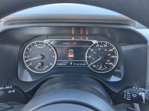 Used 2024 Nissan Rogue SV image 20