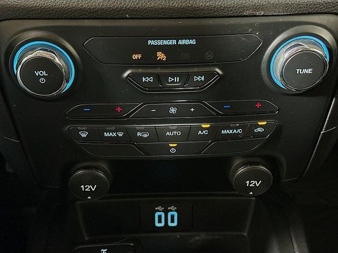 Used 2023 Ford Ranger XLT w/ Equipment Group 301A Mid image 16