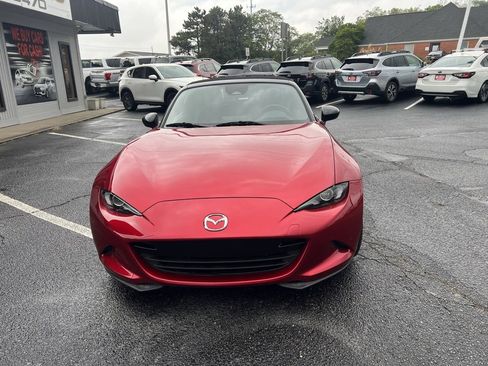 Used 2024 MAZDA MX-5 Miata Sport image 3