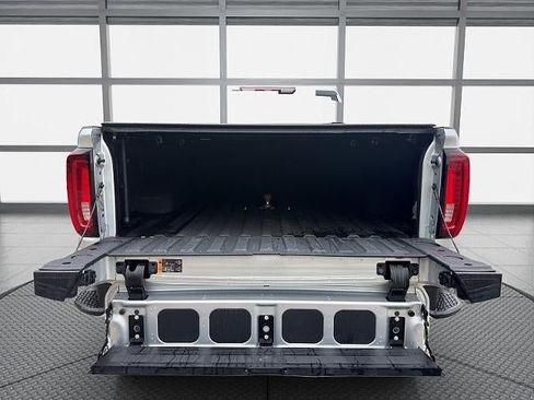 Used 2022 GMC Sierra 2500 Denali AWD/4WD image 12