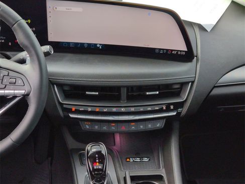 Used 2025 Cadillac CT5 Premium Luxury image 30