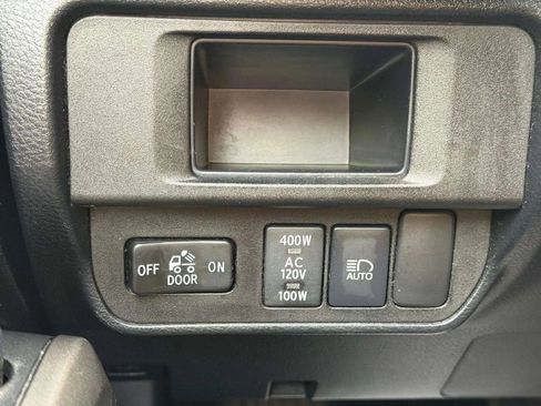 Used 2019 Toyota Tacoma TRD Off-Road image 29