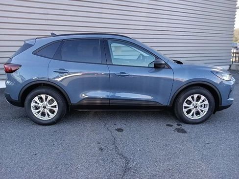 New 2026 Ford Escape Active FWD image 2