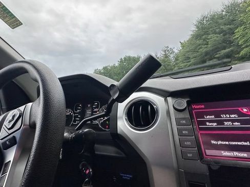 Used 2021 Toyota Tundra SR5 AWD/4WD image 15