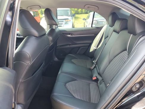 Used 2020 Toyota Camry SE FWD image 26
