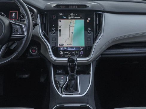 Used 2022 Subaru Outback Limited image 18