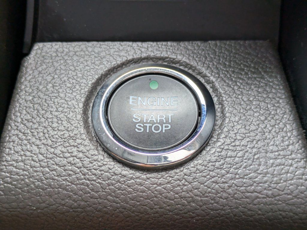 Used 2021 Ford Expedition XLT RWD image 28