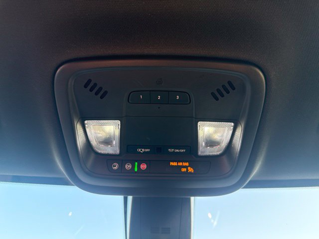 Used 2023 Chevrolet Traverse LT FWD image 34
