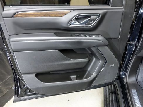 Used 2023 Chevrolet Tahoe High Country w/ Premium Package image 26