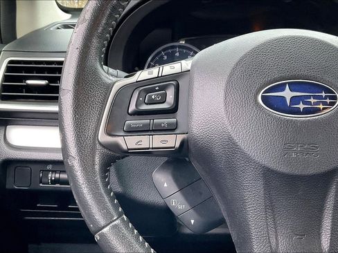 Used 2015 Subaru Crosstrek 2.0i Limited image 18
