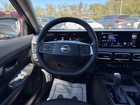New 2026 Nissan Sentra SR w/ SR Premium Package FWD image 23