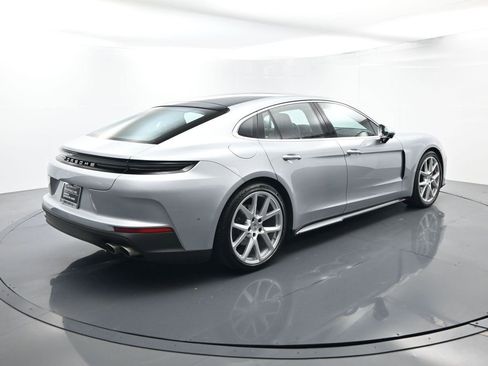 Used 2024 Porsche Panamera 4 image 15