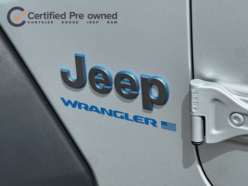 Used 2023 Jeep Wrangler Unlimited AWD/4WD image 27
