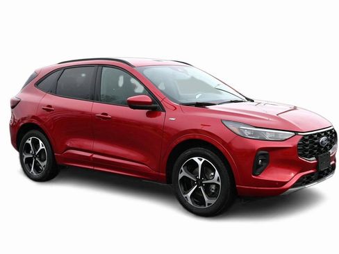 Certified 2024 Ford Escape ST-Line Elite AWD/4WD image 3