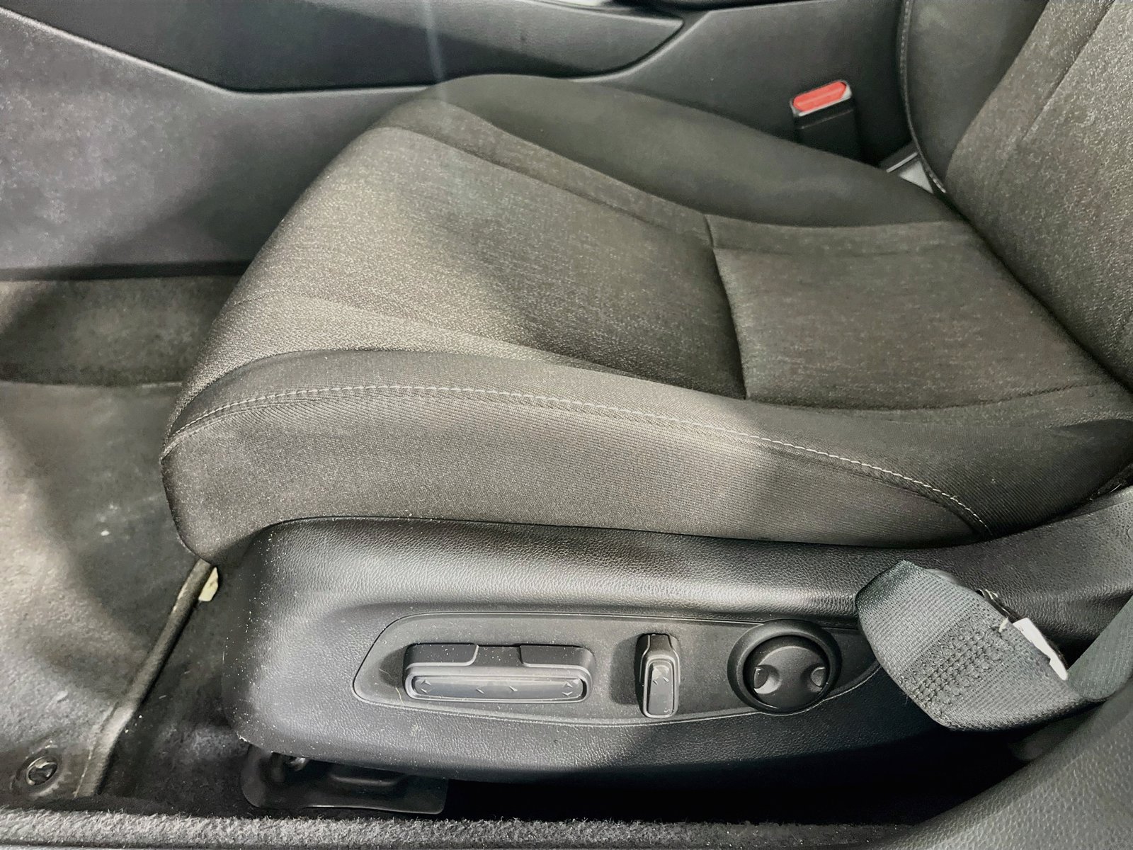 Used 2023 Honda Accord EX image 25