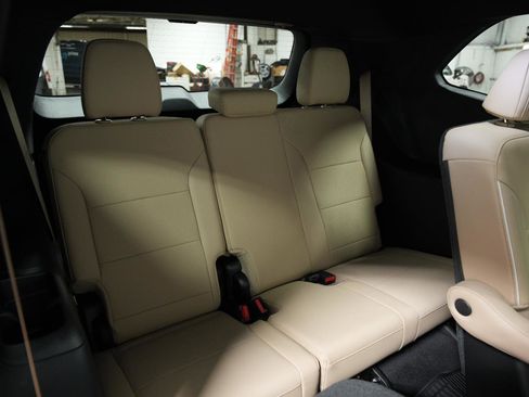 New 2026 Buick Enclave Preferred w/ Power Package image 13