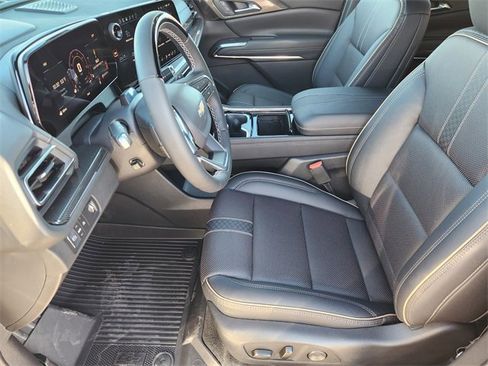 New 2026 Chevrolet Traverse High Country w/ LPO, Floor Liner Package image 14