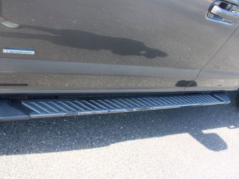 Used 2017 Ford F150 XLT w/ Equipment Group 302A Luxury image 17