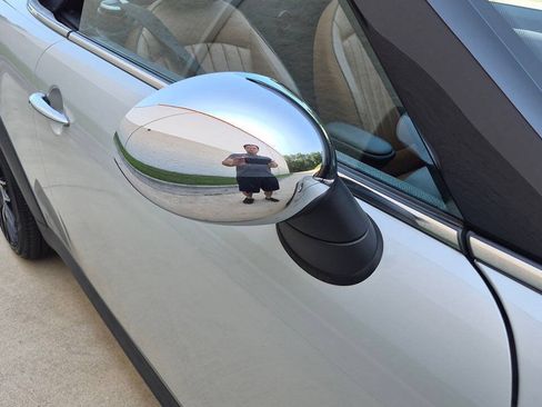 Used 2013 MINI Cooper Roadster S FWD image 29