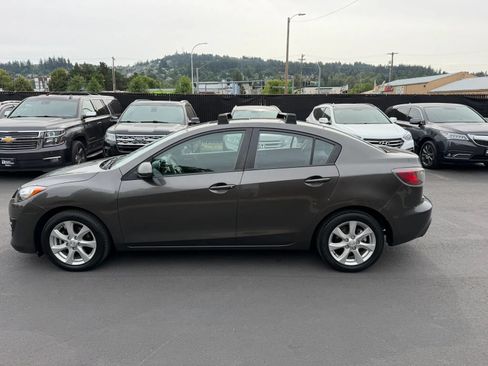 Used 2010 MAZDA MAZDA3 i Touring FWD image 7