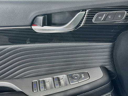 Used 2024 Hyundai Palisade Calligraphy FWD image 18
