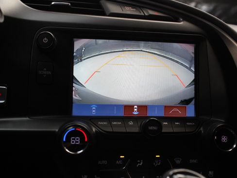 Used 2019 Chevrolet Corvette w/ 2LT w/ 2LT Preferred Equipment Group image 64