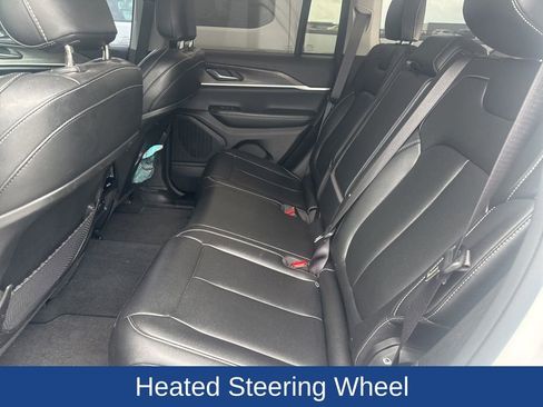 Used 2023 Jeep Grand Cherokee Limited RWD image 11