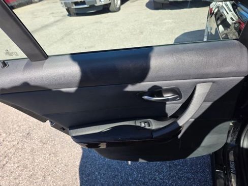 Used 2011 BMW 328i xDrive Sedan image 18