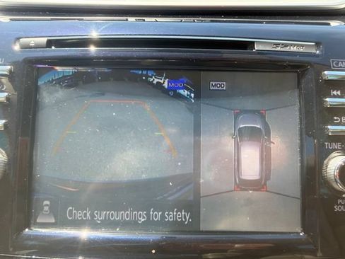 Used 2016 Nissan Murano SL w/ SL Technology Package FWD image 18