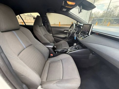 Used 2021 Toyota Corolla SE image 12