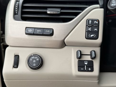 Used 2016 GMC Yukon XL Denali w/ Open Road Package image 25