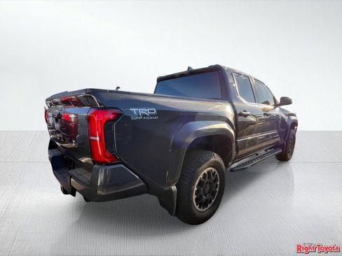 Certified 2026 Toyota Tacoma TRD Off-Road AWD/4WD image 4