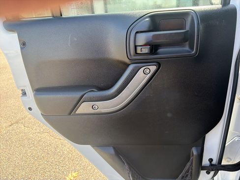 Used 2016 Jeep Wrangler Unlimited Sport w/ Quick Order Package 24S image 18