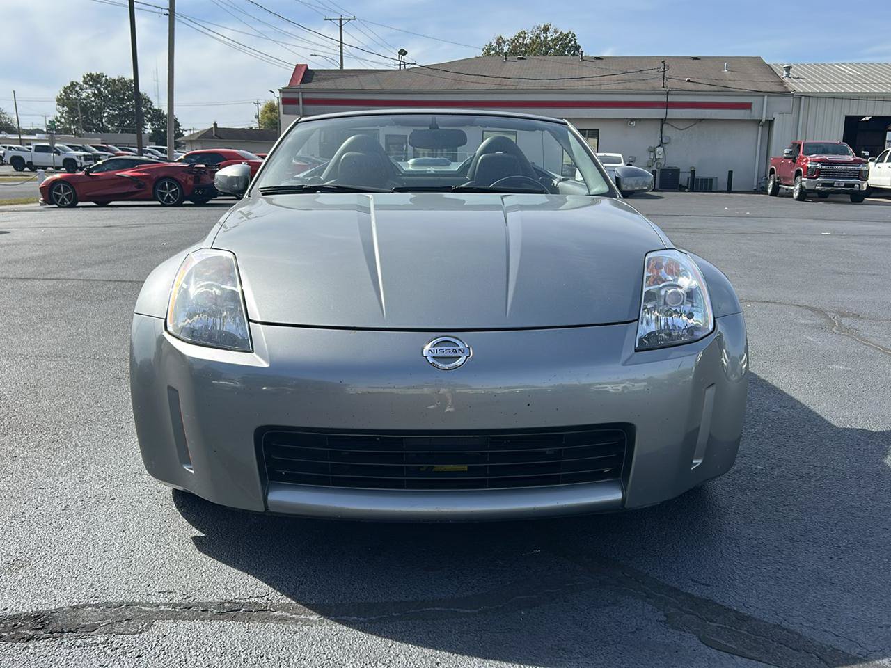 Used 2004 Nissan 350Z Touring RWD image 2