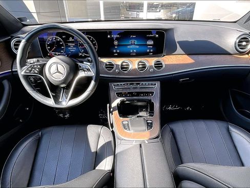 Used 2023 Mercedes-Benz E 350 Sedan image 15