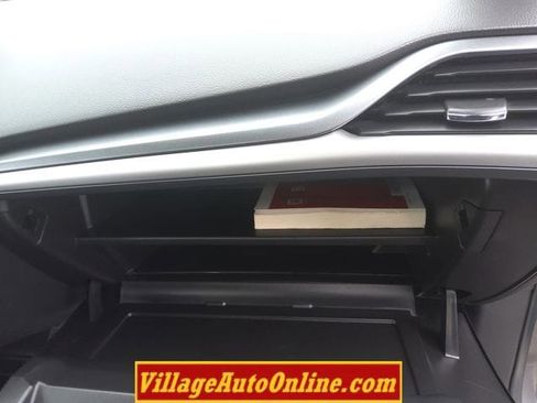 Used 2013 Ford Fusion SE FWD image 37