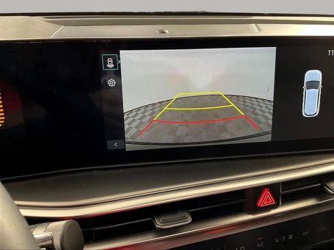 Certified 2026 Kia Sorento S w/ S Panoramic Sunroof Package FWD image 14